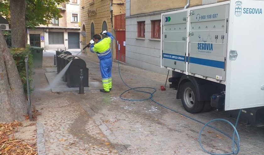  Limpieza contenedores