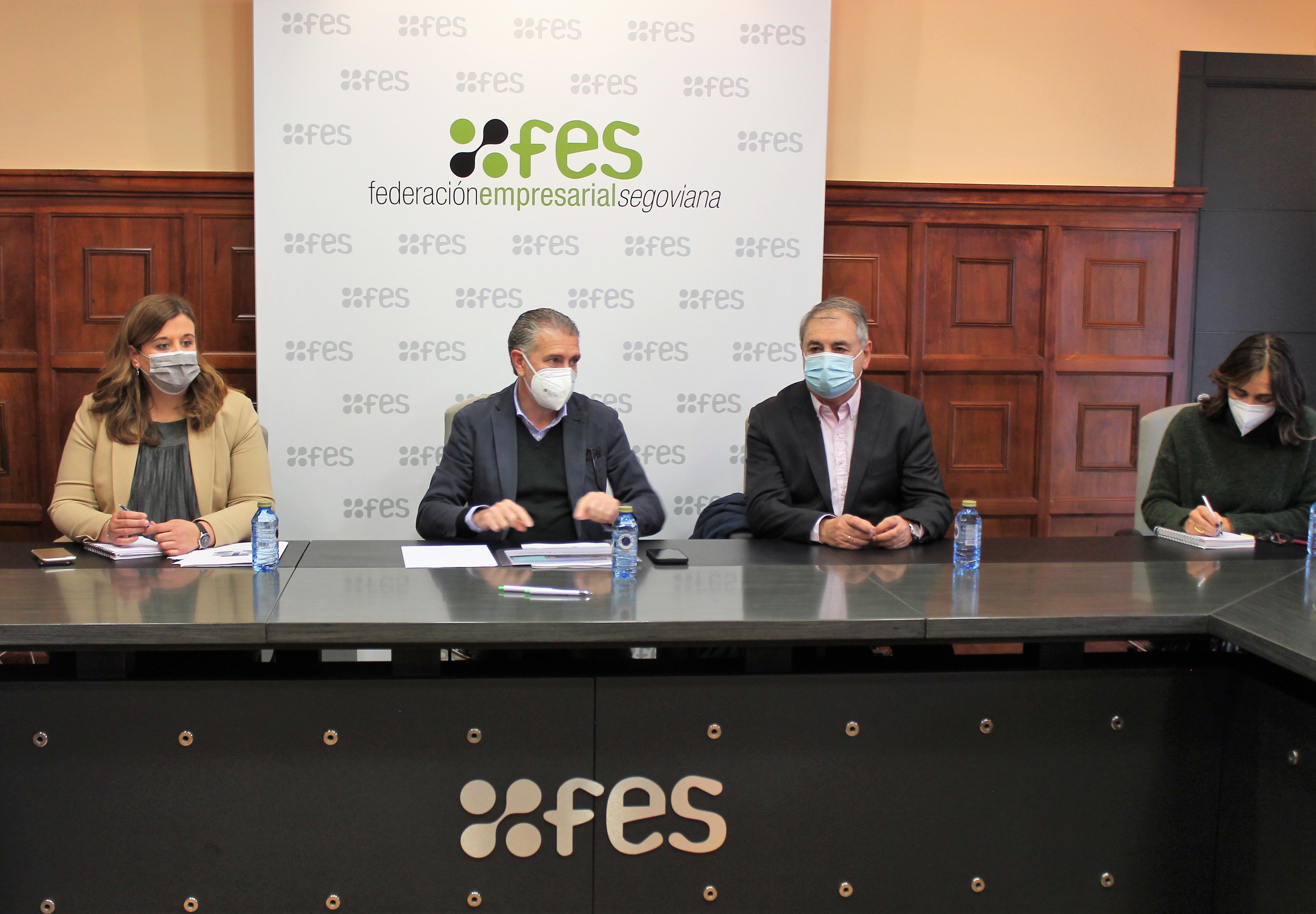 Reunión FES y Ayuntamiento con empresarios