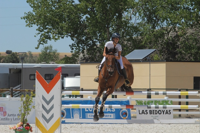Ciento cuarenta binomios compitieron en las pruebas de Caballos Jóvenes y Open del CECYL