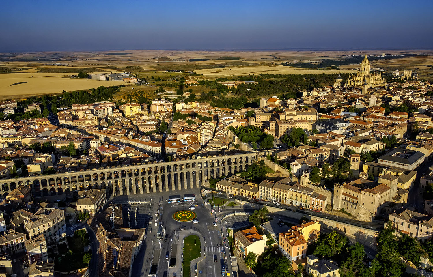 Segovia Globo Casco Acueducto Catedral Alcazar