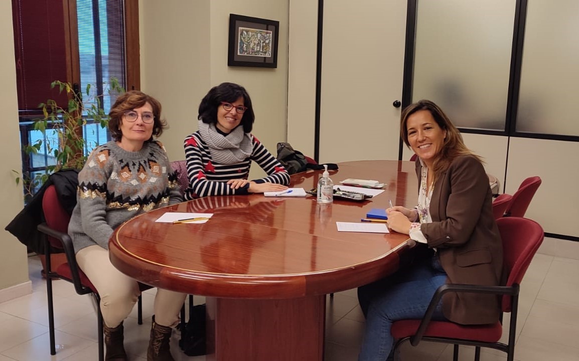Reunión de Ana Peñalosa con el colectivo de celiaquía
