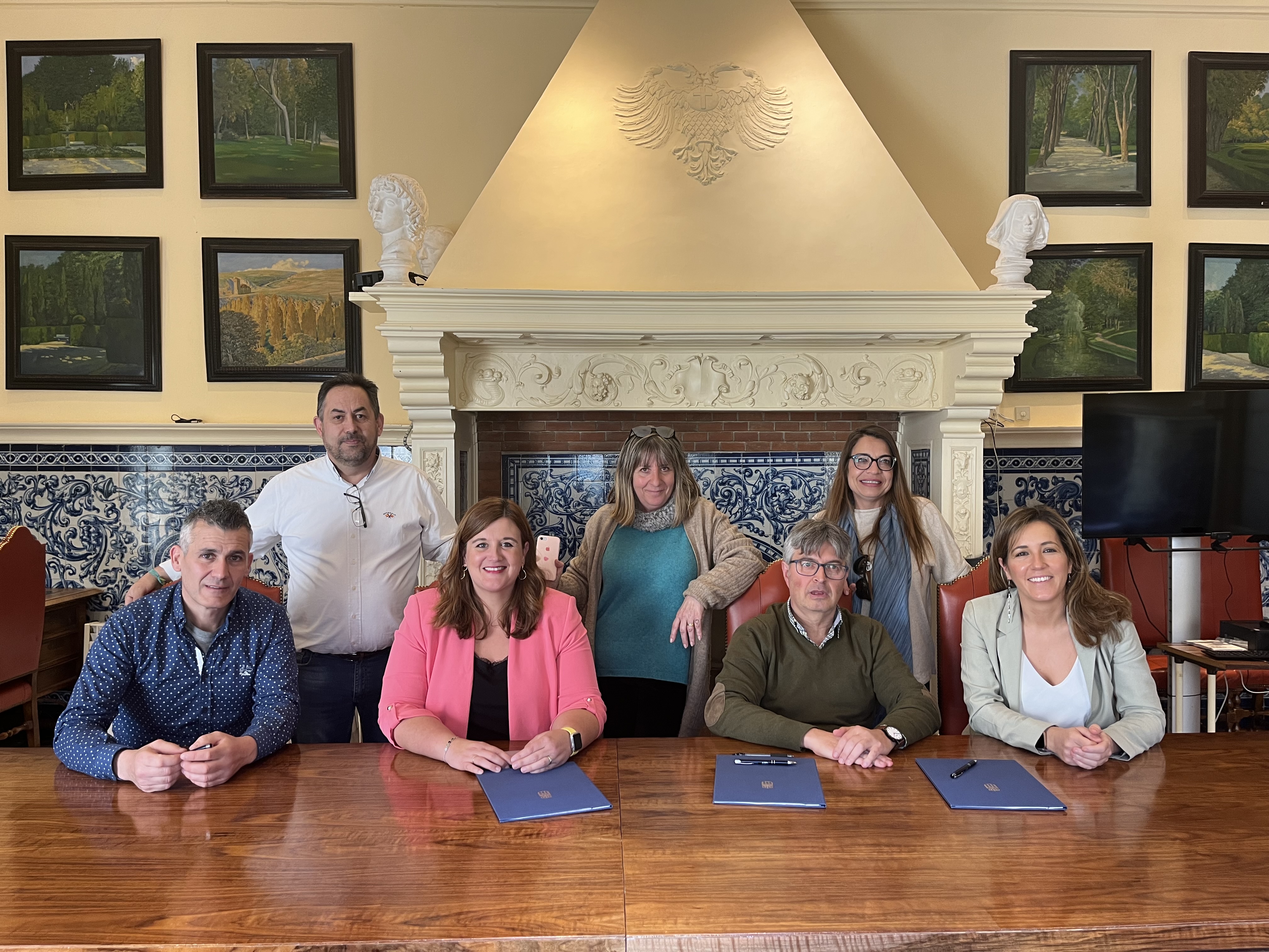 Firma del Convenio de colaboración con la Asociación Segoviana de Escleroris Múltiple