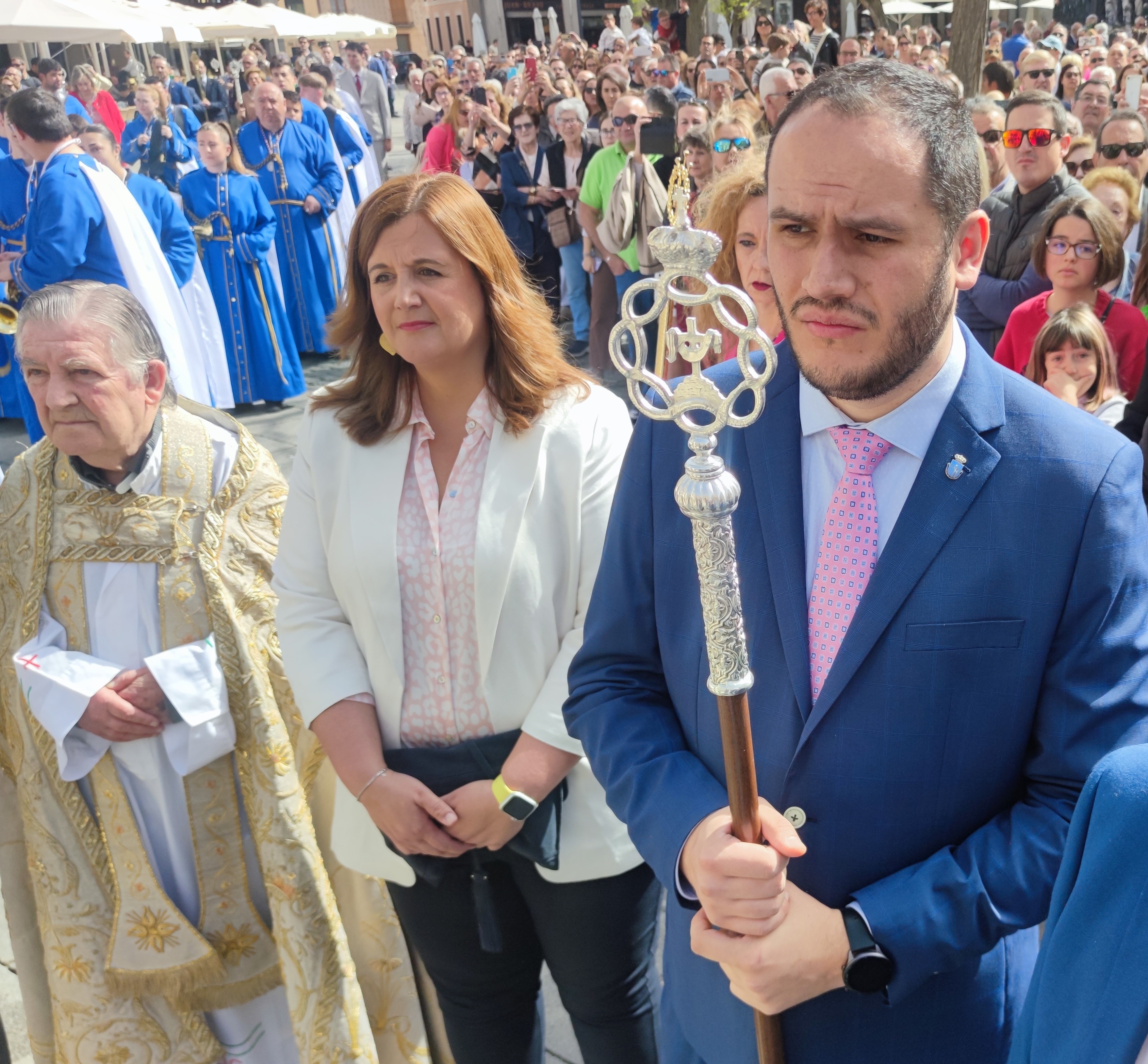 Alcaldesa y presidente Junta Cofradías