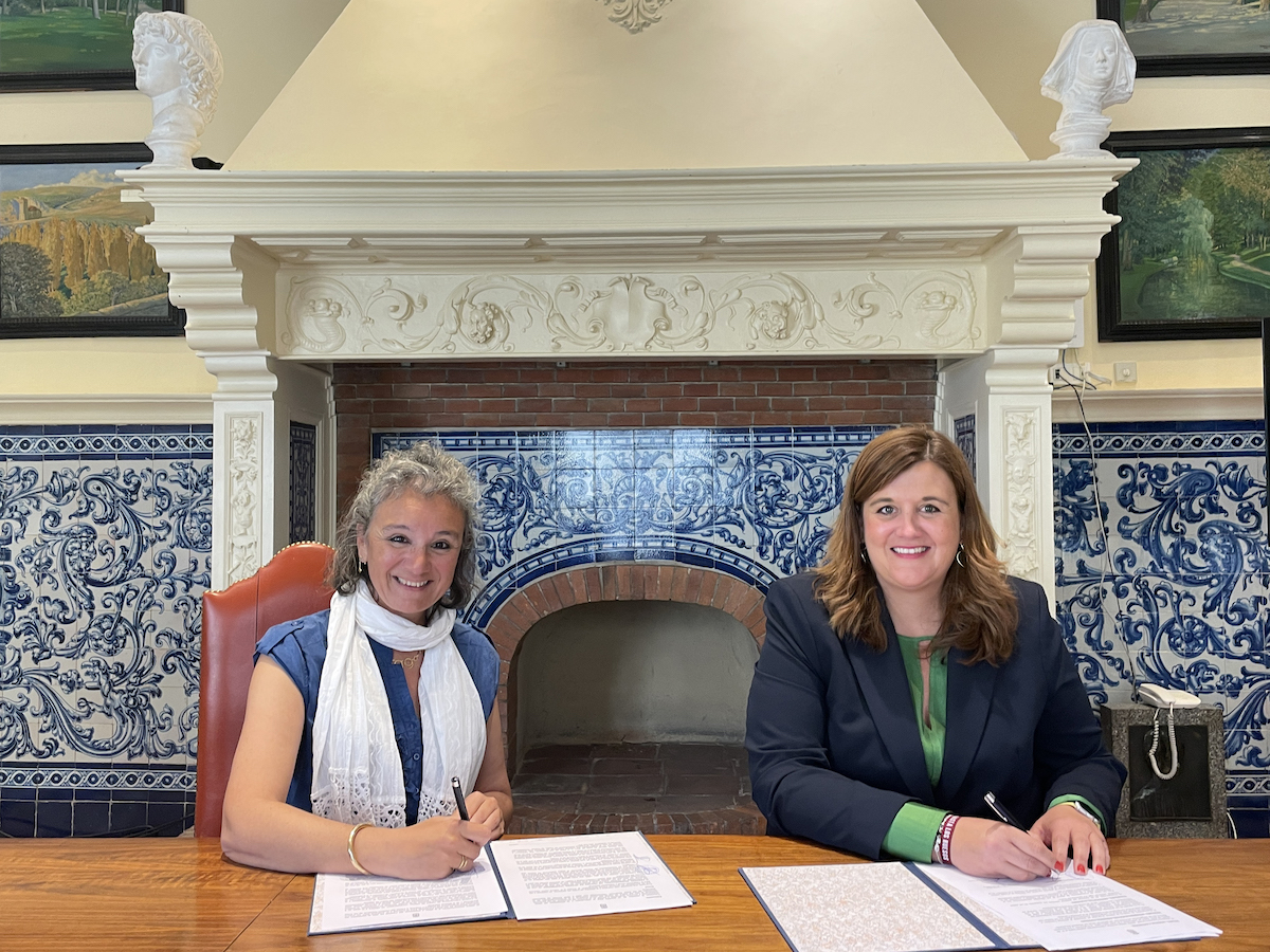 Firma del convenio de la 37 edición de Titirimundi