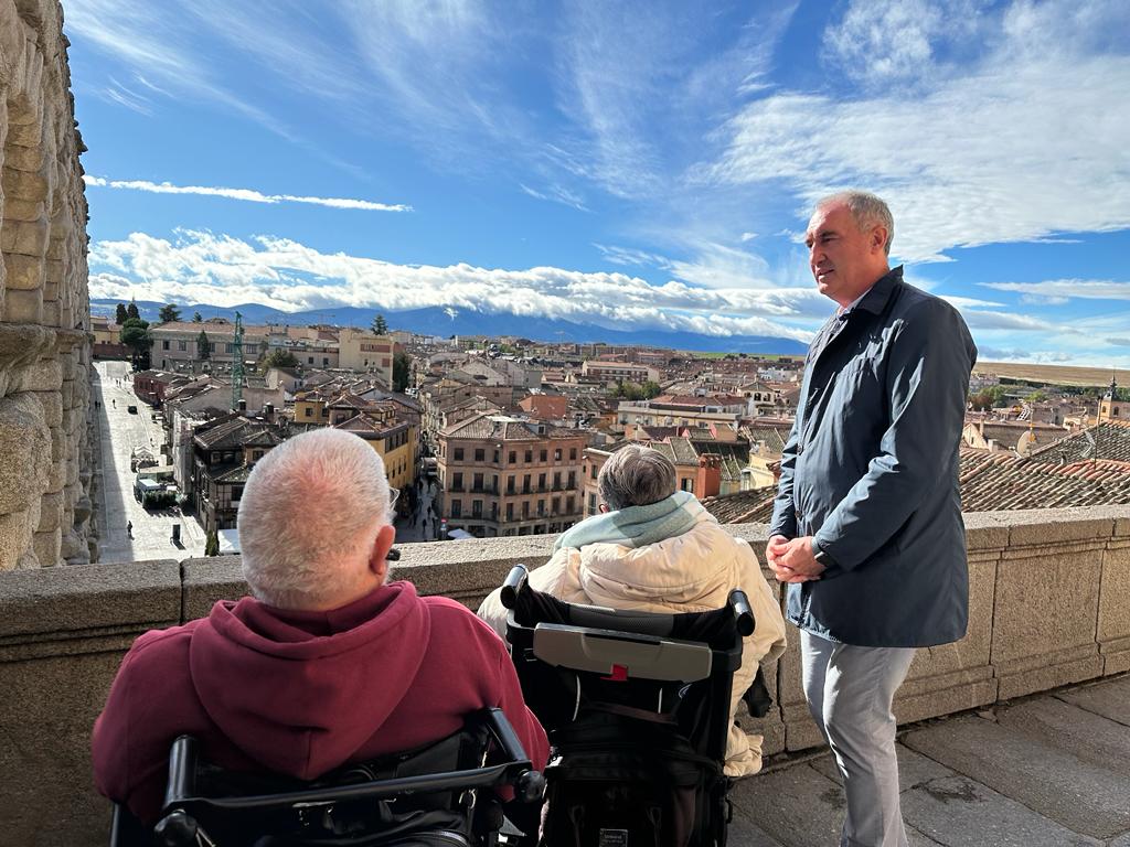 Obras en el mirador del Postigo 
