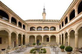 Claustro San Antonio el Real