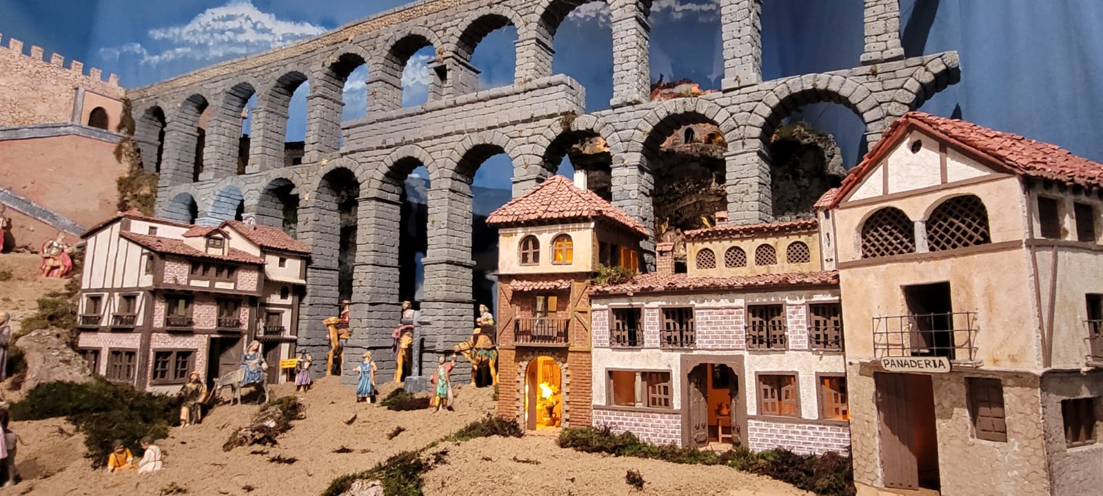 Belén del Ayuntamiento en la Alhóndiga de cerca