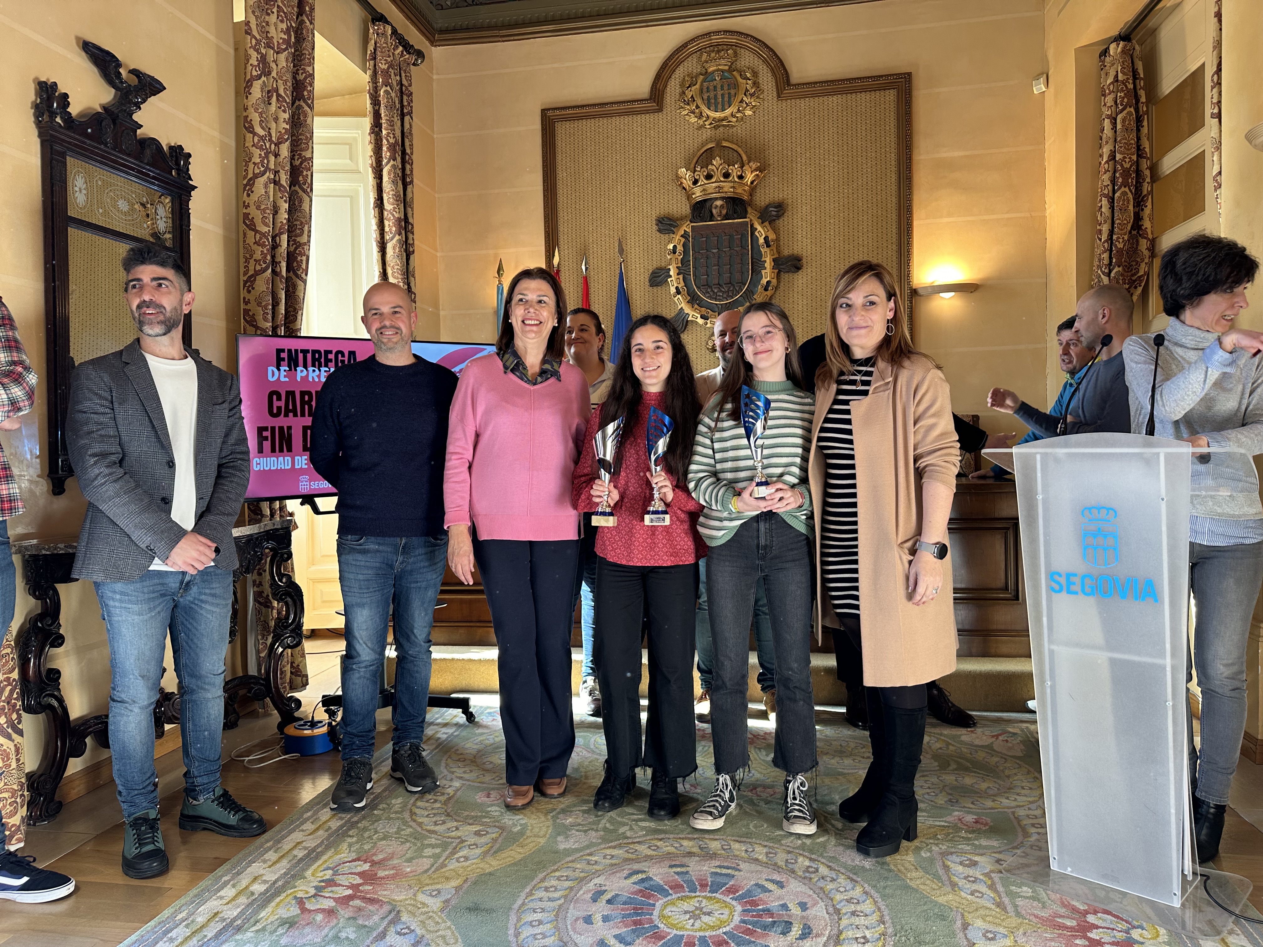 Entrega premios carrera Fin de Año salón 20