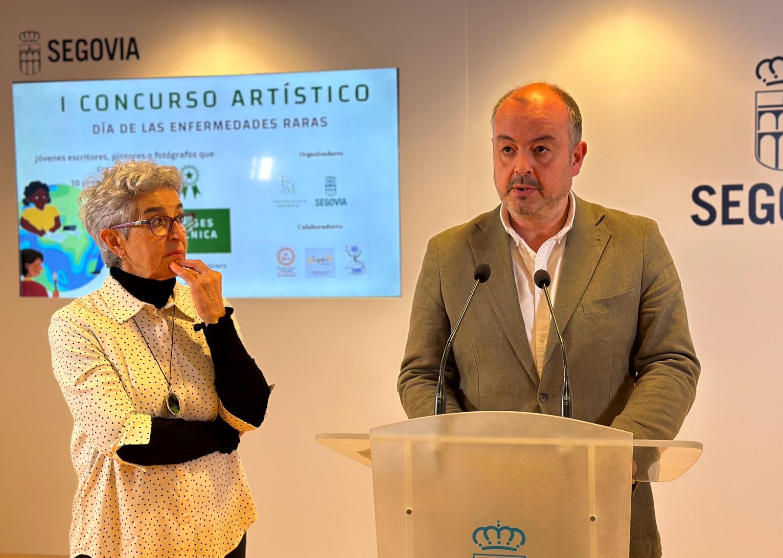 Rueda de prensa del I concurso artístico para jóvenes: “Las enfermedades raras” 