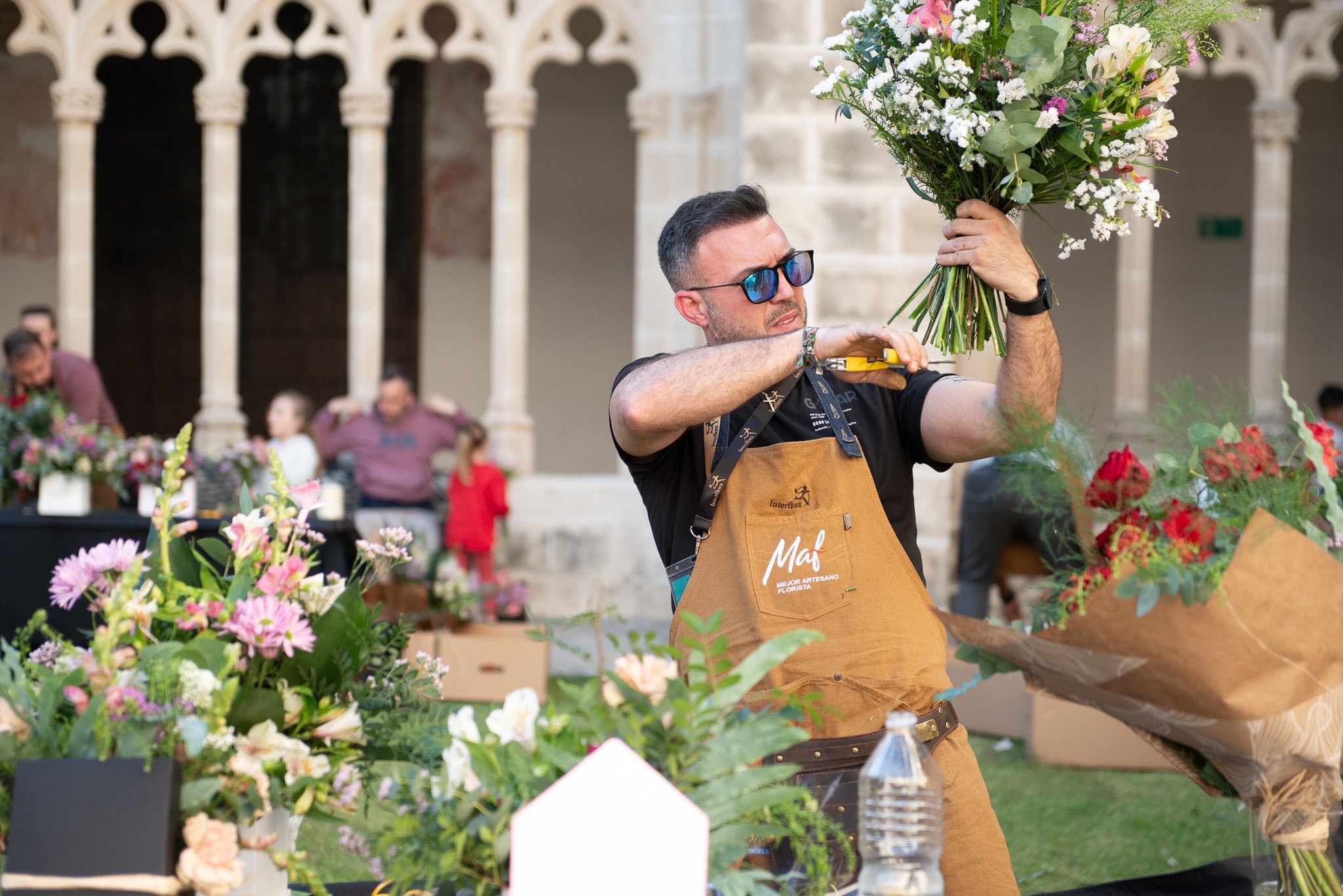 Certamen mejor artesano florista