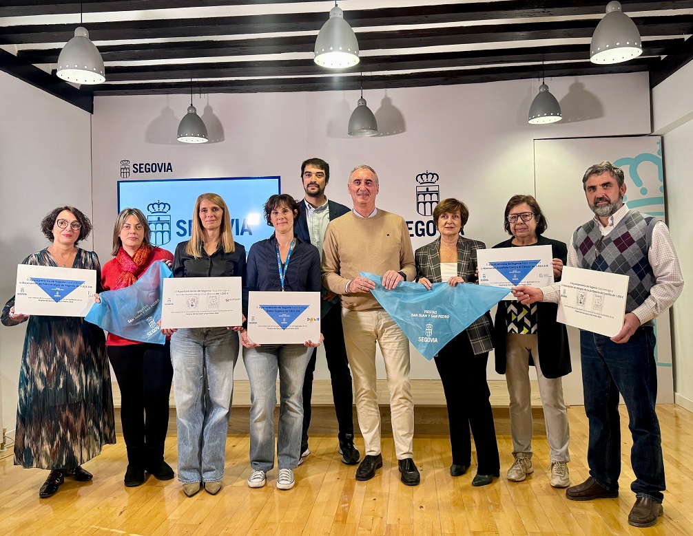Enrega recaudación campañas fiestas 