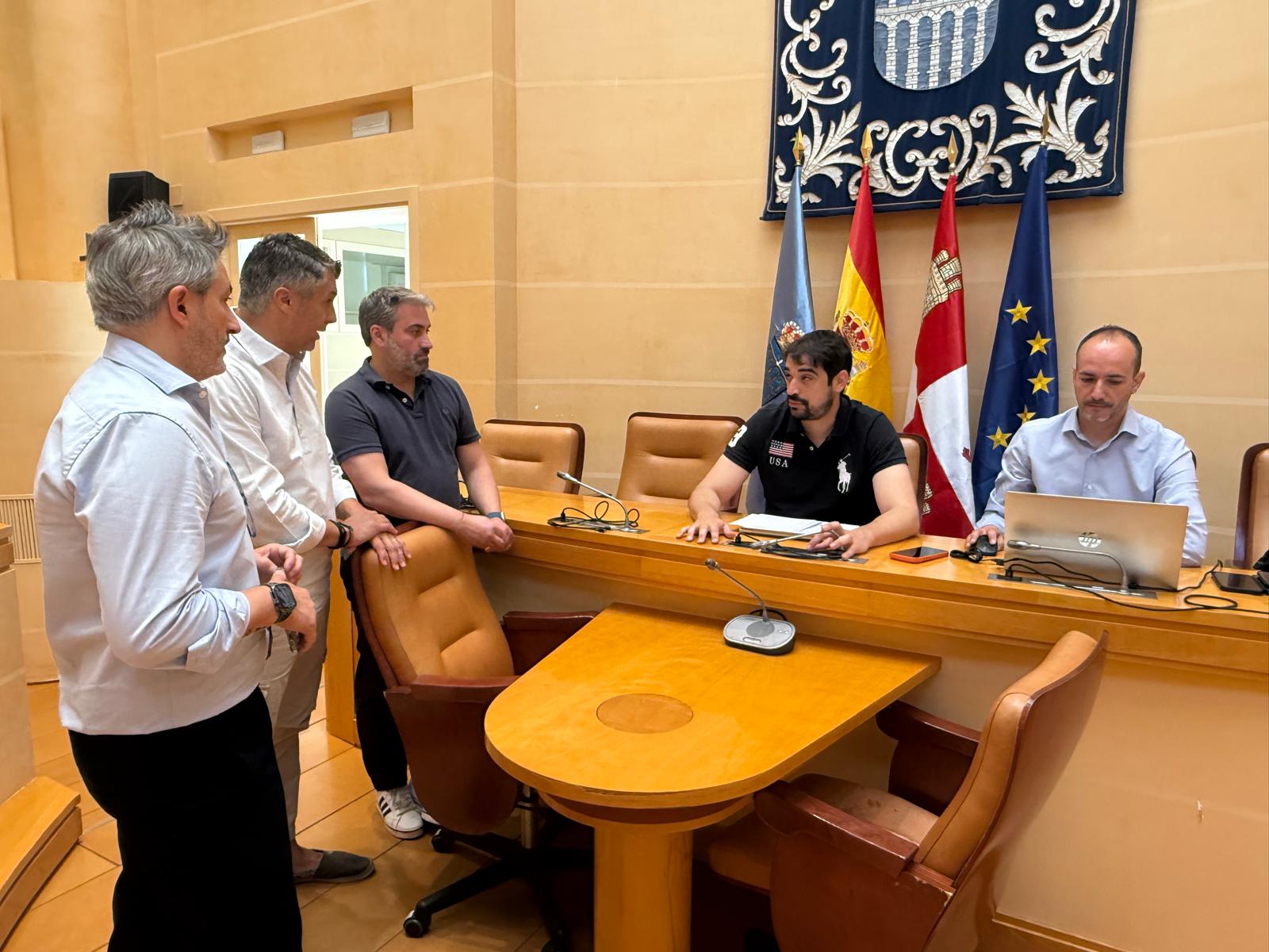 Reunión con los hosteleros para la preparación de las fiestas 2026