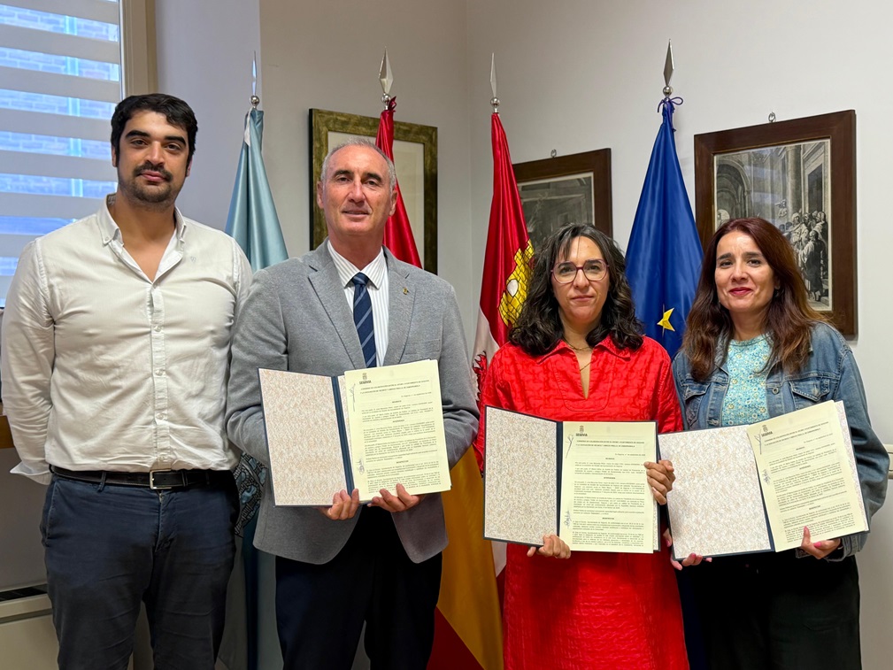 Firma de convenios con varias asociaciones para la cesión de espacios municipales