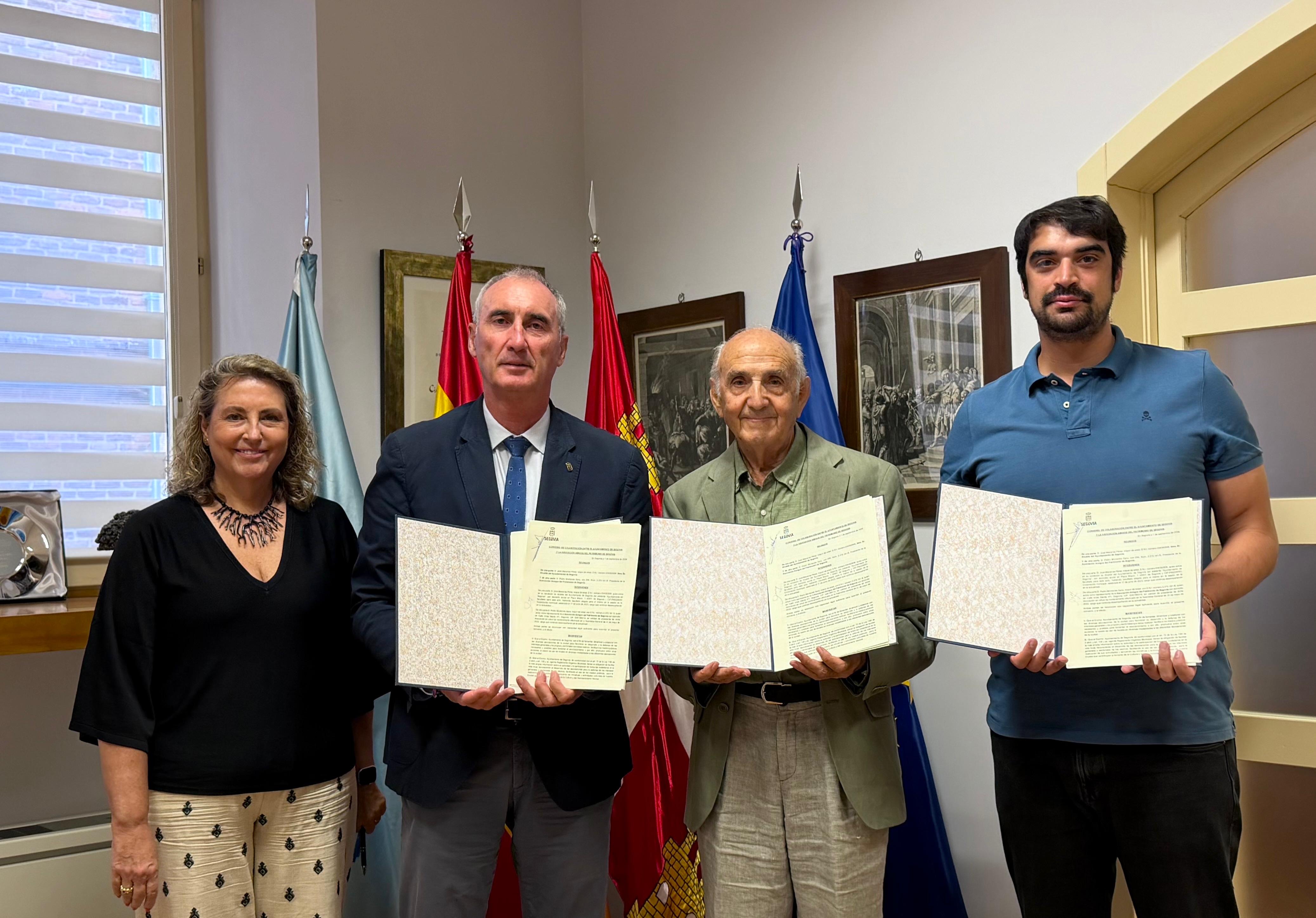 El Ayuntamiento cede un espacio municipal a la asociación Amigos del Patrimonio