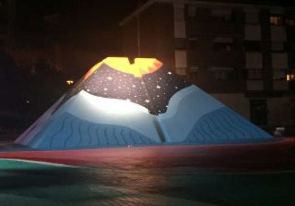 Iluminacion piramide PLaza Fernan Gonzalez