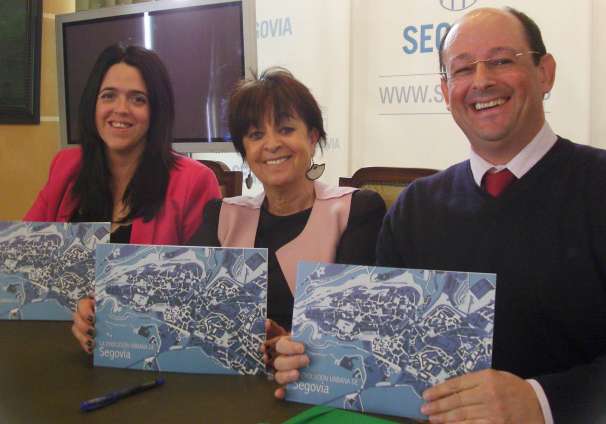 2017-11-13 presentación del libro "La evolución urbana de Segovia"