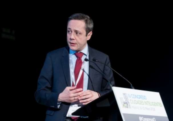 Jose-Bayon-Ayuntamiento-Segovia-2-Ponencia-4-Congreso-Ciudades-Inteligentes-2018_JPG-nggid03161-ngg0dyn-350x350x100-00f0w010c010r110f110r010t010