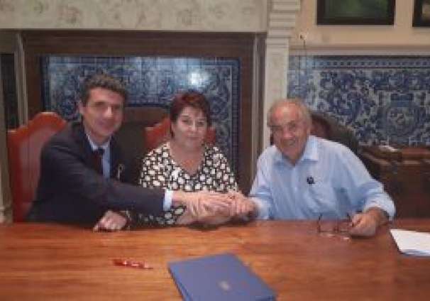2018-10-22 Firma Convenio Asoc. Peñas San Lorenzo
