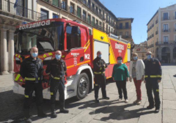 2020-06-19 Autobomba nodriza pesada bomberos