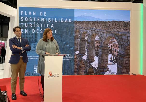 Alcaldesa presentación de proyectos en FITUR
