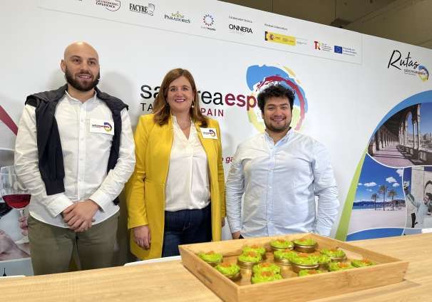 Alcaldesa y chef Ruben Arnanz, en Mdrid Fusion
