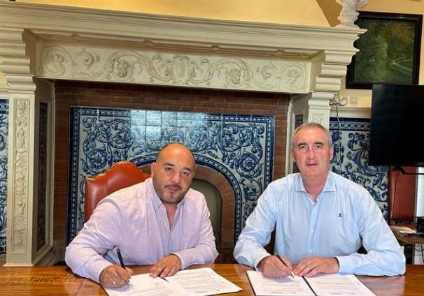 Firma acuerdo Suministros Odin Fundación JB