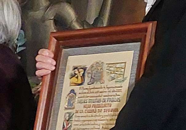 Carlos Muñoz de Pablos con el premio