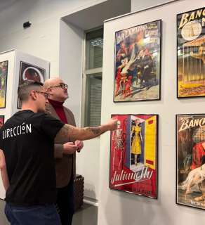 Exposición 100 años de magia en la sala expresa