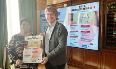 2019-02-28 Hello Speaking Segovia