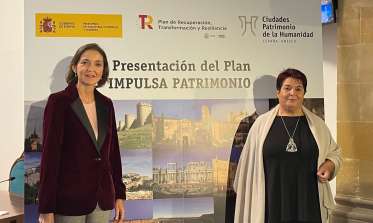 Alcaldesa y ministra turismo Baeza
