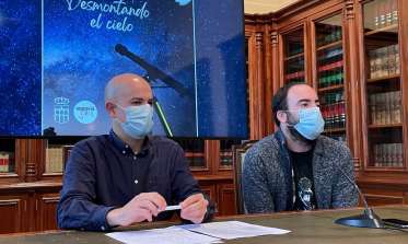  “Desmontando el cielo” comprende cuatro talleres y dos observaciones astronómicas al aire libre. El objetivo es que las personas participantes amplíen sus conocimientos sobre astronomía, de una forma tanto teórica como práctica.