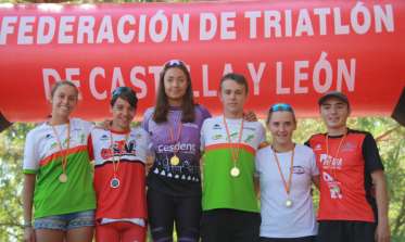 Podio Triatlón Lacerta 16 agosto 2022