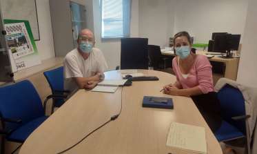 Reunión concejala Ana Peñalosa con gerente Hospital