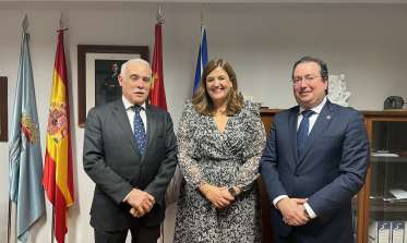 Alcaldesa con presidente del Colegio de Médicos