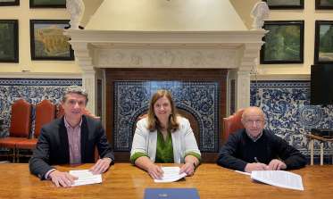 Firma del Convenio de colaboración con AAVV Nueva Segovia