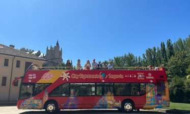 Presentación bus turístico San Marcos
