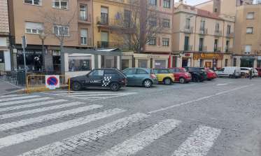 Calle Blanca de Silos con señalización