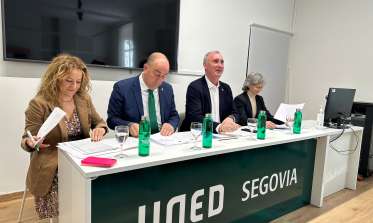 La Junta Rectora de la UNED, presidida por el alcalde, José Mazarías