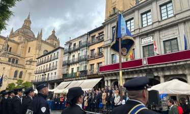 Medalla de oro a la Policía Nacional