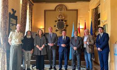 El alcalde de Segovia y el consejero de la Presidencia de la Junta de CyL presentan los actos para conmemorar el 550 aniversario de la proclamación de Isabel I como reina de Castilla