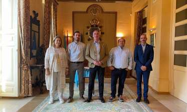 Toma de posesión de un técnico de promoción e innovación local y un ayudante electricista
