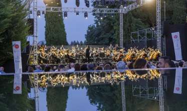 La OSCyL Joven llena de ritmo y color el Jardín de los Zuloaga