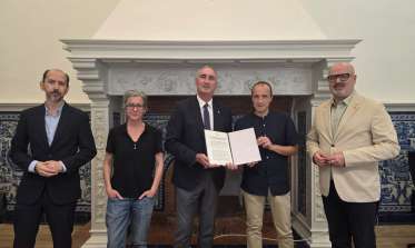 firma del Convenio con IES Andrés Laguna