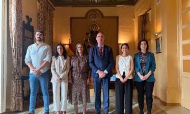 Toma de posesión de 4 administrativa de administración general