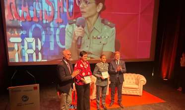 El Ayuntamiento de Segovia y la Fundación Orange hacen entrega del X Premio Mujer y Tecnología a Beatriz Gómez Jiménez y Carmen del Cerro de la Cruz