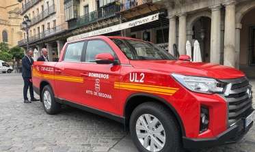 pick-up 4x4 del servicio de Bomberos