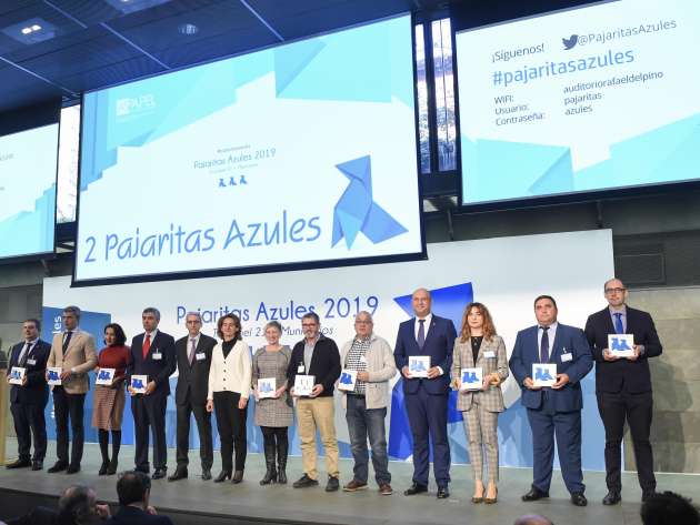 2019-02-07 Entrega Pajarita azul