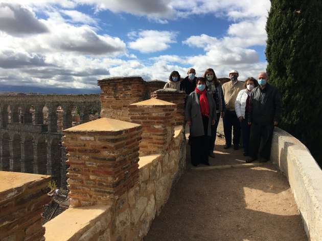 2020-10-16 Obras Muralla1