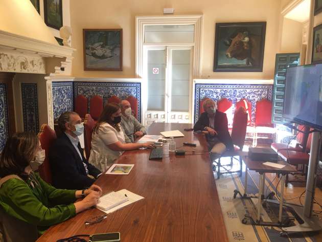 Reunión Ayuntamiento y FES Prado del Hoyo
