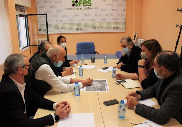 Reunión en FES sobre ampliación Centro de Transportes